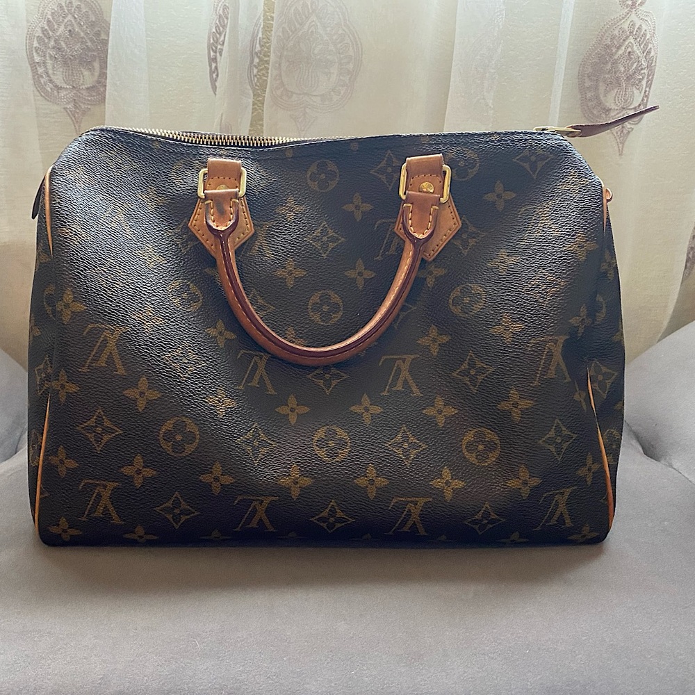 ****SOLD****LOUIS VUITTON Speedy 30